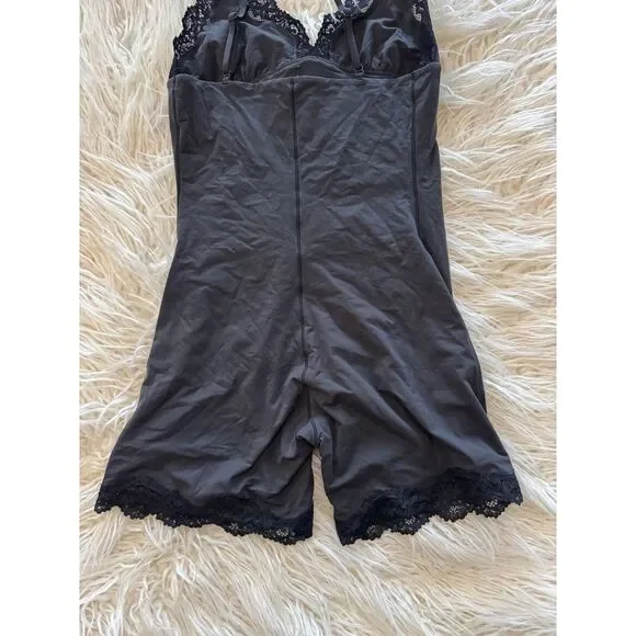 Skims Fits Everybody Lace Triangle Onesie Onyx Size Medium - Picture 10 of 12